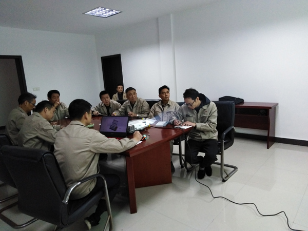 R&D department have a meeting about oxygen compressor