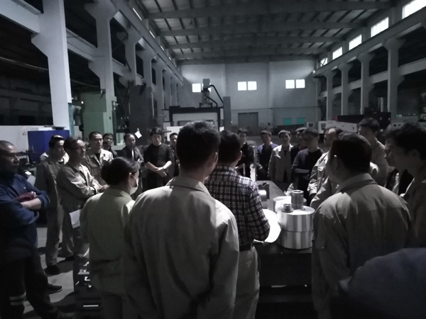 On-site training and measuring tools used in the compressor workshop