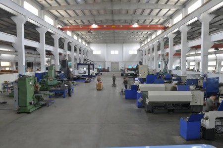 Characteristics of Natural Gas Compressors in CNG Refueling Stations