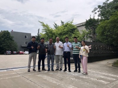 Warmly Welcome Korean Customers To Our Company for Business Negotiations!